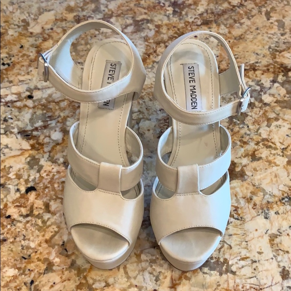 Steve Madden Platform Cream Heels